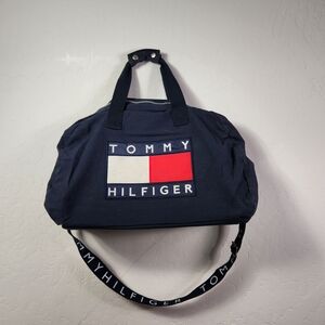 TOMMY HILFIGER || Vintage 90's Navy Blue Canvas Duffle Bag